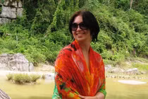 Chỉ nụ cười mới làm bạn đẹp nhất