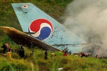 Hồ sơ mật: Giải bí ẩn chuyến bay của thần chết 007