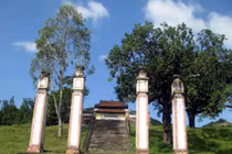 Huyền thoại về long huyệt dưới chân núi Hoành Sơn