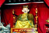 Lời nguyền đáng sợ của 2 vị vua Việt bị “bức tử”