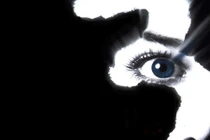 Giải mã sự thật chuyện người “nặng vía” gieo tai ương