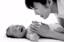 Con ngộ độc do mẹ dùng thuốc Nam chữa tiêu chảy