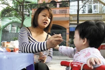 Trẻ giật mình và khóc lúc nửa đêm có bị chậm lớn?