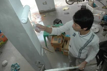 Khi sơn nhà, nên chọn sơn có độ bóng cao hay thấp?