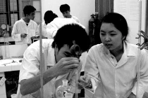 Không thực không vực được... nhà khoa học