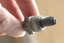 Cách bảo dưỡng bugi đơn giản cho xe máy