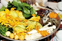 Món ăn, bài thuốc chữa mụn nhọt, lở ngứa hai chân