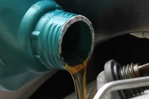 Dầu động cơ có nguy cơ gây ung thư 