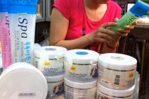 Kem tẩy tế bào da chết diệt cả da non