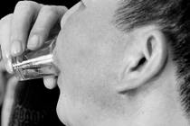 Ngộ độc thị thần kinh do uống rượu