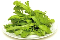 Rau cải cúc trị cao huyết áp