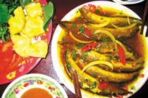 Chạch kho nghệ chữa viêm gan vàng da 