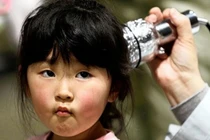 Làm thế nào để nhận biết mình bị nhiễm phóng xạ?