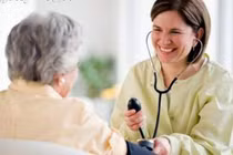 Nhập viện khi dùng bài thuốc photo chữa tai biến 