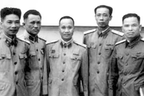 Thiếu tướng Hoàng Sâm: Bắn súng hai tay “bách phát bách trúng“