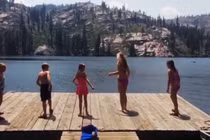 Clip: Lãnh ngay hậu quả sau khi lừa bạn