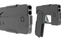 Khám phá khẩu súng giống hệt một chiếc điện thoại