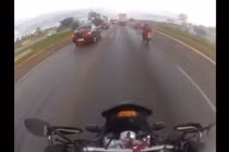 Tai nạn khủng khiếp từ chiếc lốp xe 