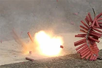 Thu giữ hàng trăm vật liệu nổ, thuốc pháo trong Tết