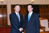 Thủ tướng Nguyễn Tấn Dũng yêu cầu Trung Quốc rút giàn khoan