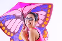 Lộ ảnh Hà Tăng quê kiểng ngày mới vào nghề