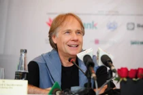 Richard Clayderman: “Nữ thần của tôi là thầy dạy piano đầu tiên“