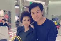 Bật mí quà khủng Vũ Hoàng Việt tặng bồ già tỉ phú