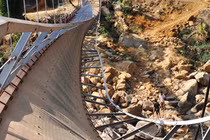 Bộ trưởng Đinh La Thăng hãy là... “Thăng cầu treo” đi!