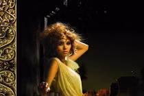 Ảnh thời sến sẩm của siêu mẫu Võ Hoàng Yến