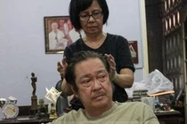 Vợ Chánh Tín: Làm sai ông ấy chỉ lặng im hành động