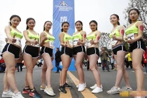 "Vì Song Joong Ki, tiến lên!"