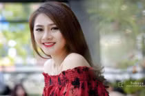 Ngẩn ngơ trước nụ cười ngọt ngào của hot girl kem xôi