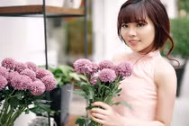 Nữ sinh viên 9X kiêm bà chủ chuỗi spa đình đám