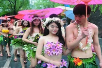 Choáng váng với đám cưới kiểu nguyên thủy như Adam - Eva