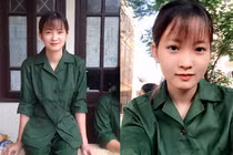 Nữ sinh mặc đồ tập quân sự “xinh nhất Vịnh Bắc bộ“