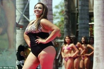 Hot girl béo lọt chung kết Hoa hậu Hoàn vũ gây tranh cãi