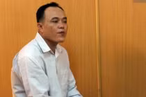 Ăn cơm thiếu chén canh, người đàn ông rút dao đâm chết thiếu nữ