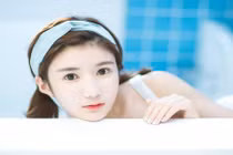 Nhan sắc bông hồng lai gốc Việt mang 3 dòng máu 