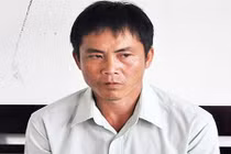 Tạt cả cốc axit vì vợ dám từ chối quan hệ