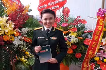 Nữ MC truyền hình quốc phòng xinh đẹp cuốn hút khán giả