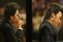 Hoài Linh khóc khi nói về mặt trái mặn chát của showbiz