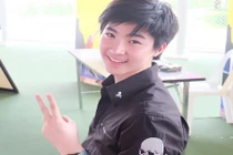 Sự thật về chàng hot boy Thái Lan "trẻ mãi không già"