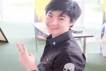 Sự thật về chàng hot boy Thái Lan "trẻ mãi không già"