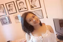 9X đỗ hai trường đại học, có tài vẽ tranh chân dung