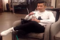 Xôn xao gia thế của chàng trai từ chối gái xinh trên truyền hình