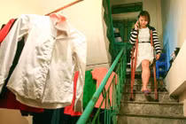 Một ngày của nữ sinh cụt chân vượt lên số phận