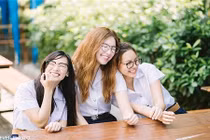 Mê mẩn “lạc” vào ngôi trường toàn trai xinh, gái đẹp