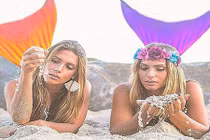 Cặp song sinh “kình ngư” Brazil xinh đẹp nổi tiếng Olympic Rio 2016