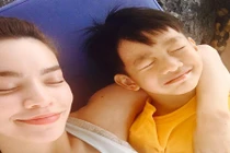 Hà Hồ bên cạnh ai sau nghi vấn đón Tết cùng đại gia?