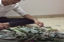 Hận tình, chàng trai đập lợn lấy tiền mua SH trả thù?